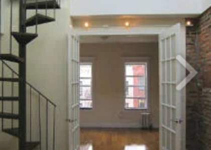 1st Ave & East 7th Street - Photo 1