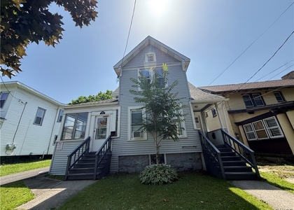 412 Court Street - Photo 1