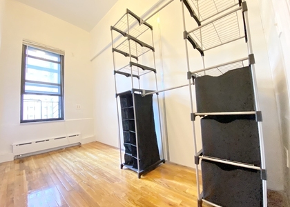1372 York Avenue - Photo 1