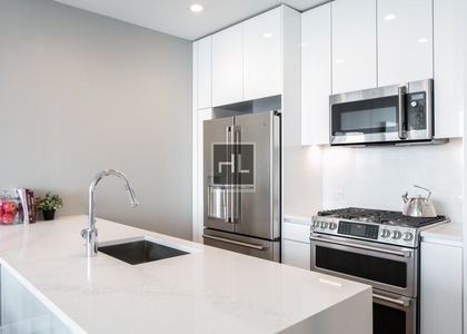 West 36th Street - Photo 1