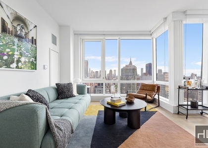 West 38th Street - Photo 1