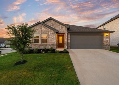 2536 Peoria Drive - Photo 1