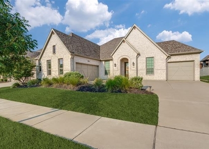 7009 Central Court - Photo 1
