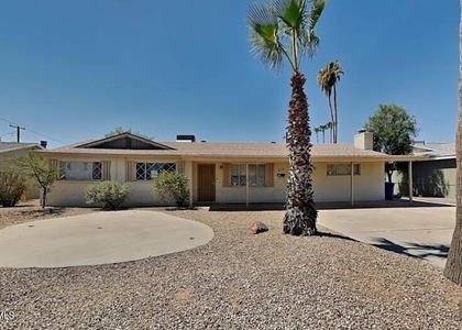 111 E Mckinley Street - Photo 1