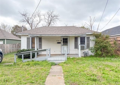 528 W Florence - Photo 1