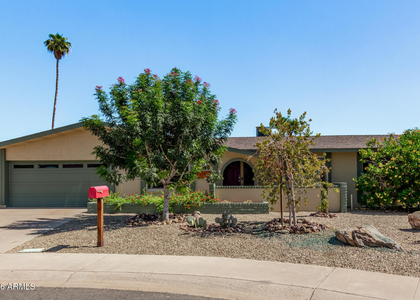 1956 E Dunbar Drive - Photo 1