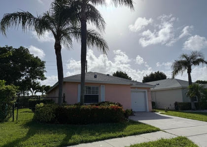 112 Sunset Boulevard - Photo 1