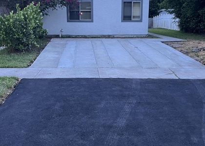 5335 Nw 5th Street - Photo 1