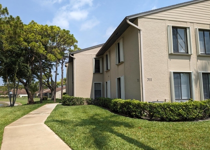 711 Sunny Pine Way - Photo 1