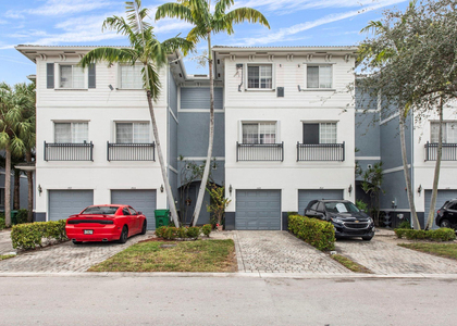 1425 Nw 36th Way - Photo 1