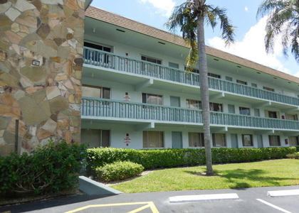 2000 Springdale Boulevard - Photo 1