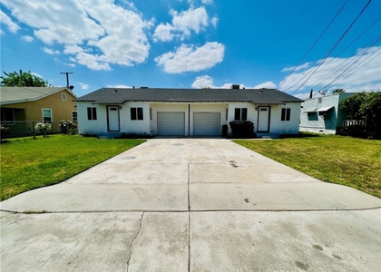 425 Grand Ave - Photo 1