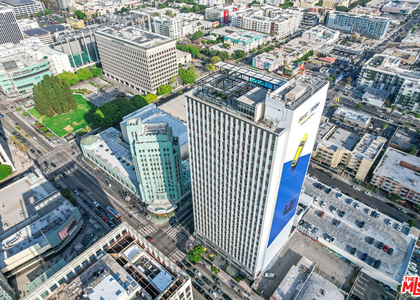 3810 Wilshire Boulevard - Photo 1