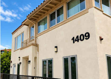 1409 N Hobart Boulevard - Photo 1