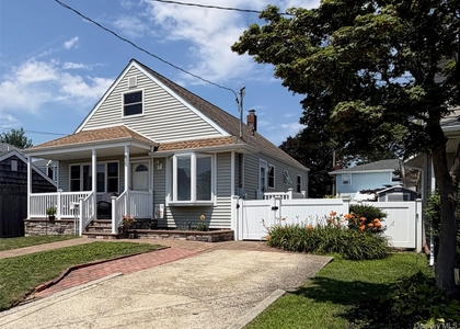82 E Hollywood Avenue - Photo 1