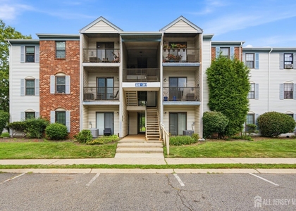 334 Lancaster Court - Photo 1
