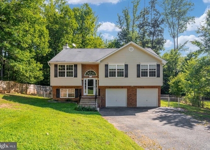 3 Crestview Drive - Photo 1