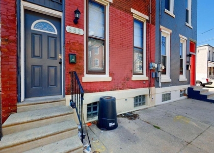 652 N 36th Street - Photo 1