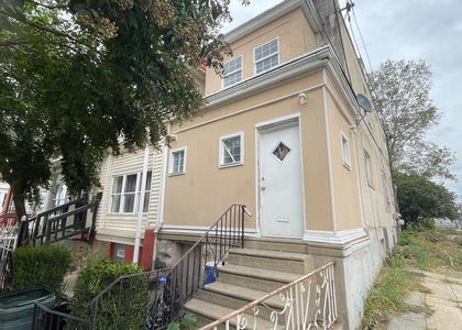 4405 N Lawrence Street - Photo 1