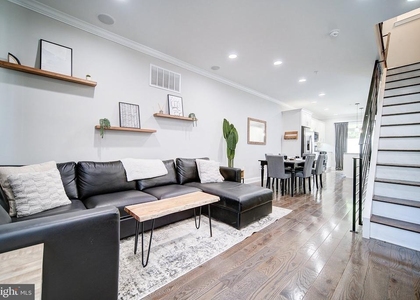 1513 S Lambert Street - Photo 1