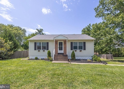 125 Richardson Road - Photo 1