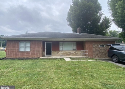 20455 Jefferson Boulevard - Photo 1