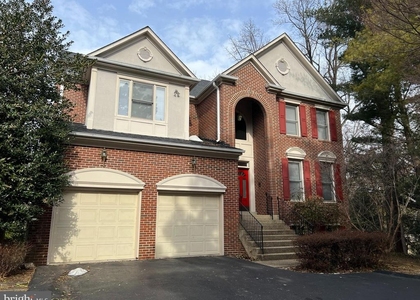 9425 Spruce Tree Circle - Photo 1