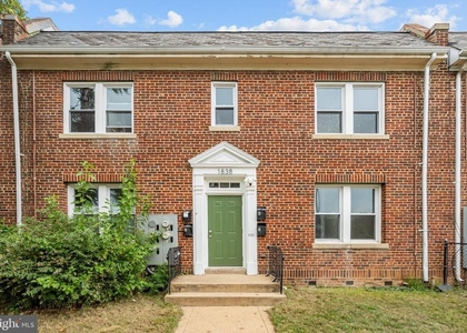 1838 C Street Se - Photo 1