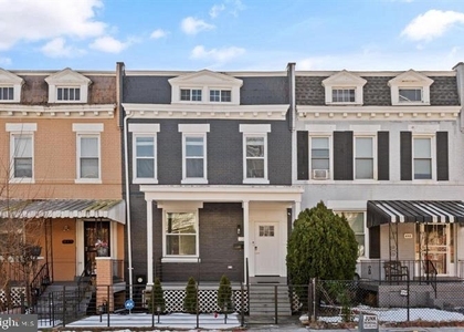 444 Kenyon Street Nw - Photo 1