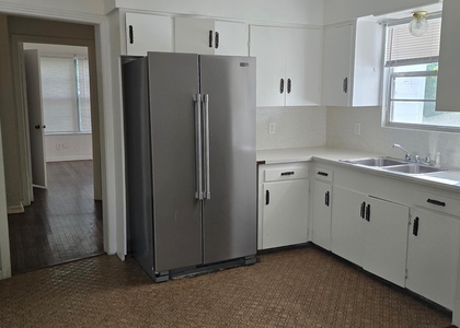 5408 Joe Sayers Ave - Photo 1