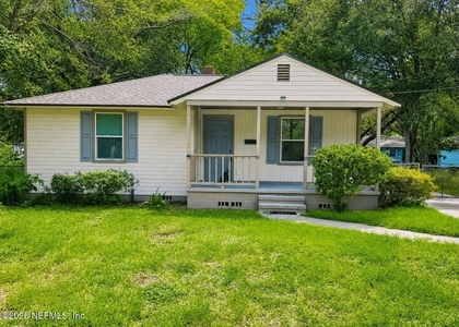 5020 Campenella Drive - Photo 1