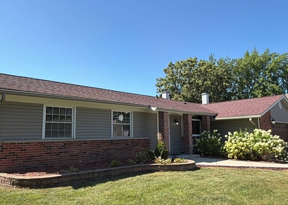 427 Justine Avenue - Photo 1