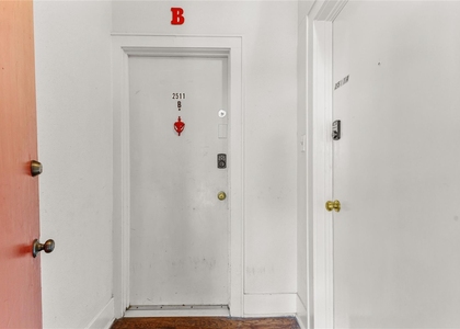 2511 Whitney - Photo 1