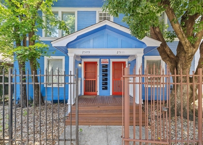 2511 Whitney - Photo 1
