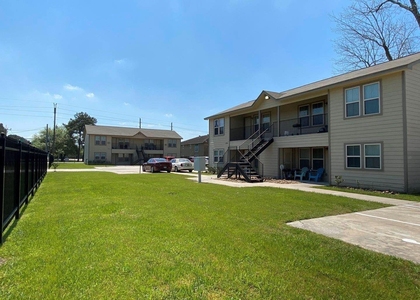 2512 S Houston Avenue - Photo 1