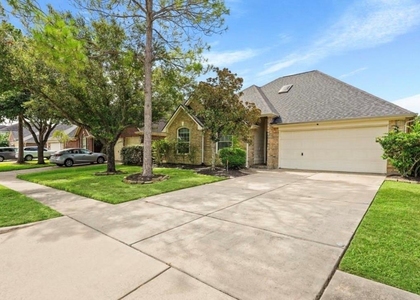 3106 Valley Court - Photo 1