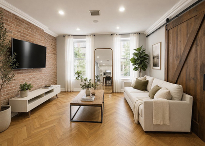 1102 Jefferson Avenue - Photo 1