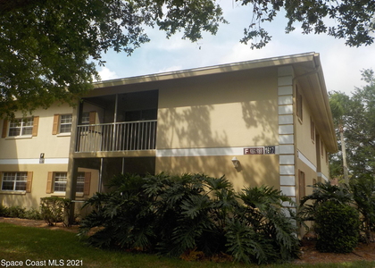 1617 Ne Sunny Brook Lane Ne - Photo 1