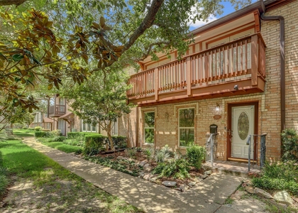2253 Triway Lane - Photo 1