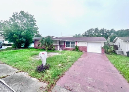 7204 Isle Drive - Photo 1