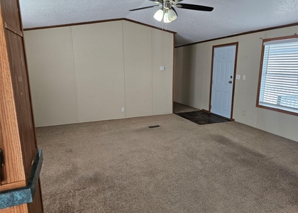 827 Gregs Way - Photo 1