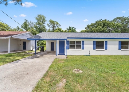 1923 Bonneville Drive - Photo 1