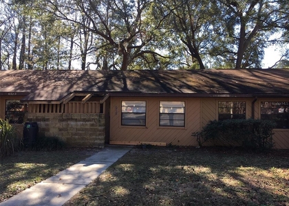 6735 Sw 45th Avenue - Photo 1