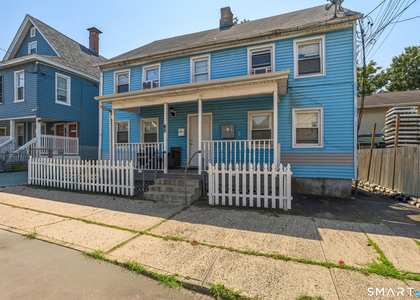 45 Columbia Street - Photo 1