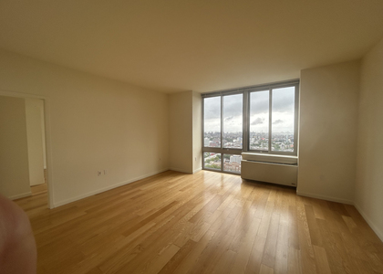 Nostrand Avenue - Photo 1