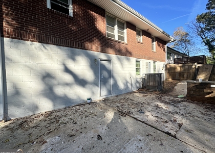 1865 Vicki Lane Se - Photo 1