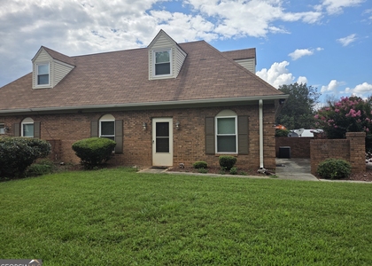 891 Park Place Ne - Photo 1