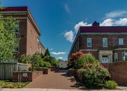 519 Trinity Pl - Photo 1