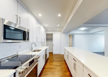 East 69 Street - Photo 1