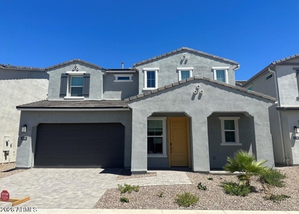 5124 E Coolbrook Avenue - Photo 1